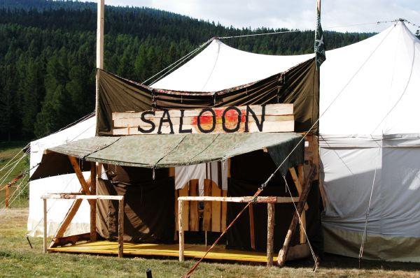 Saloon Saloon
